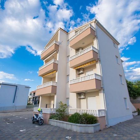 Apartment Angie Трогір Екстер'єр фото
