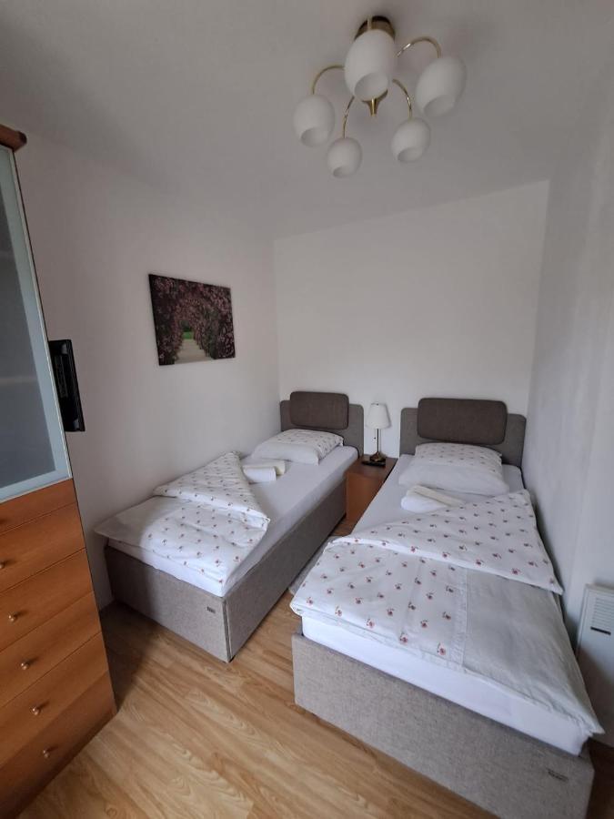 Apartment Angie Трогір Екстер'єр фото